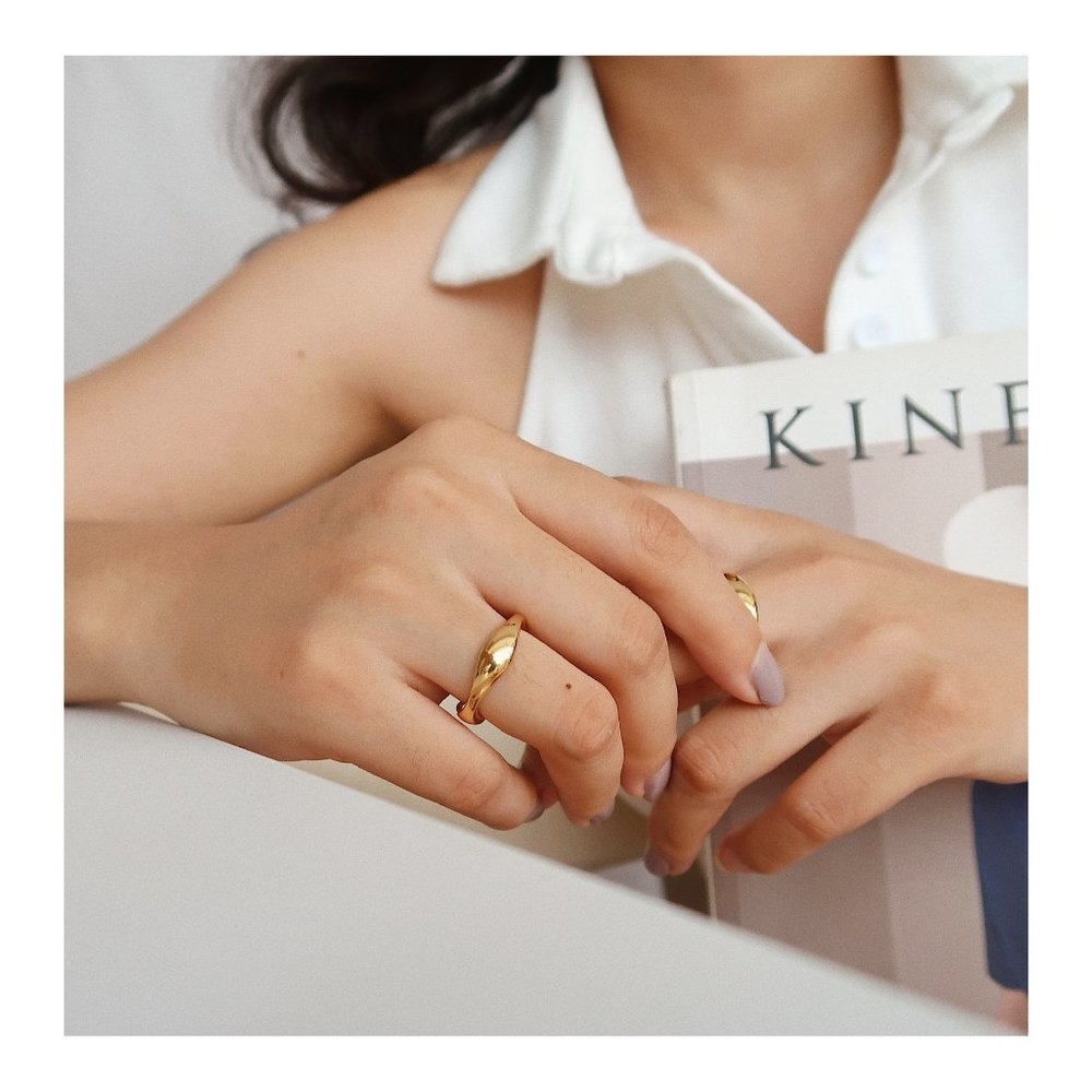 NEW 18K Gold Plated Wave Curve Ring - Picture 7 of 16